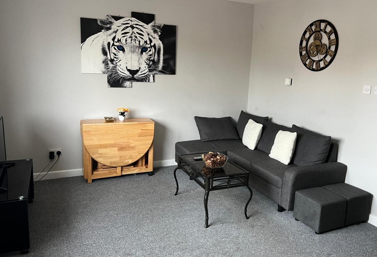 Solihull Apartment เบอร์มิงแฮม ภายนอก รูปภาพ